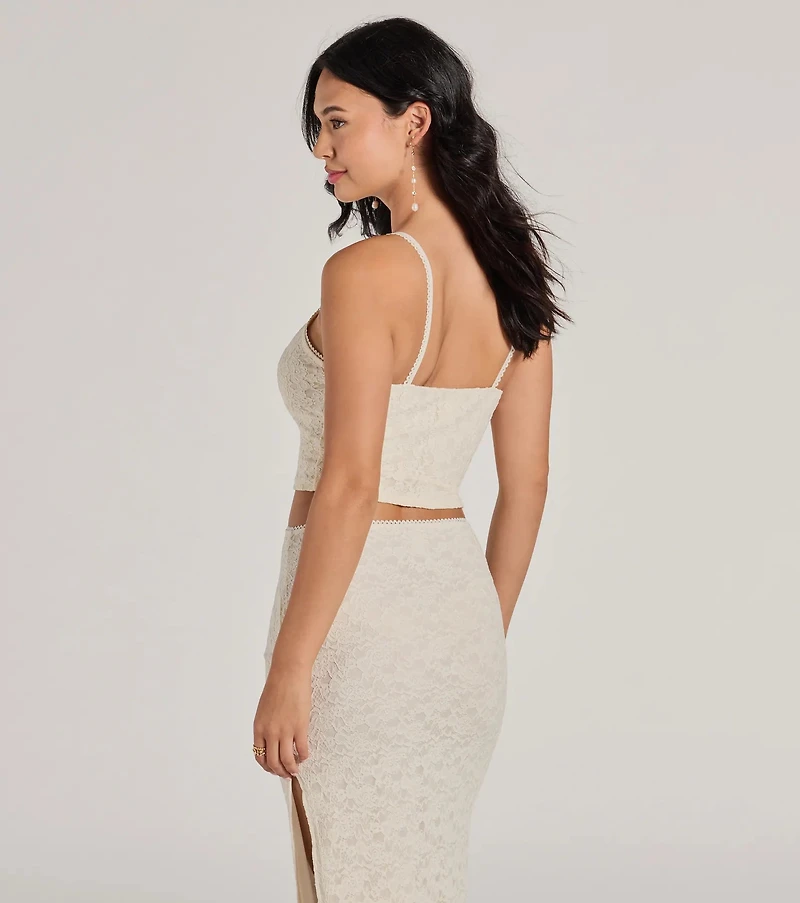Unforgettable Dream V-Neck Lace Crop Top