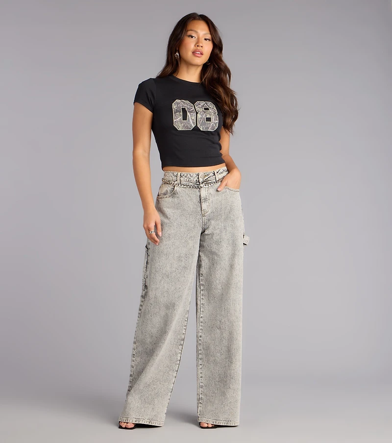 Varsity Vibes 08 Graphic Tee