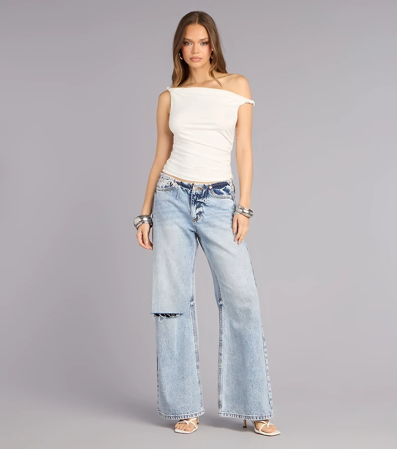 Instantly Styled Twisted One-Shoulder Top