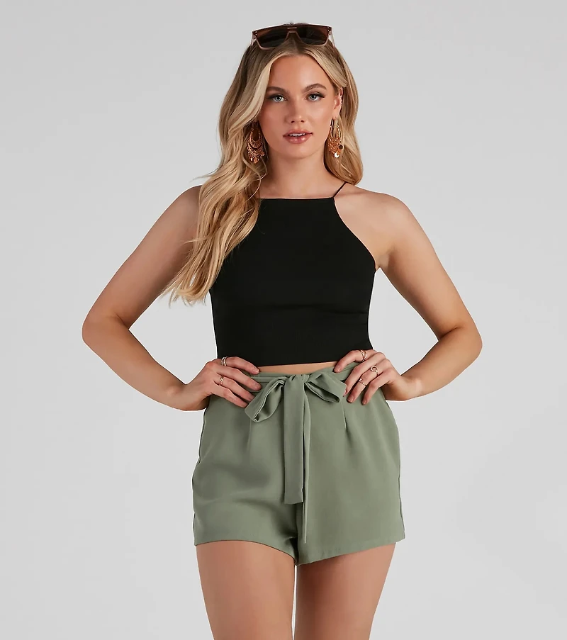 Cute Essential Cropped Halter Top