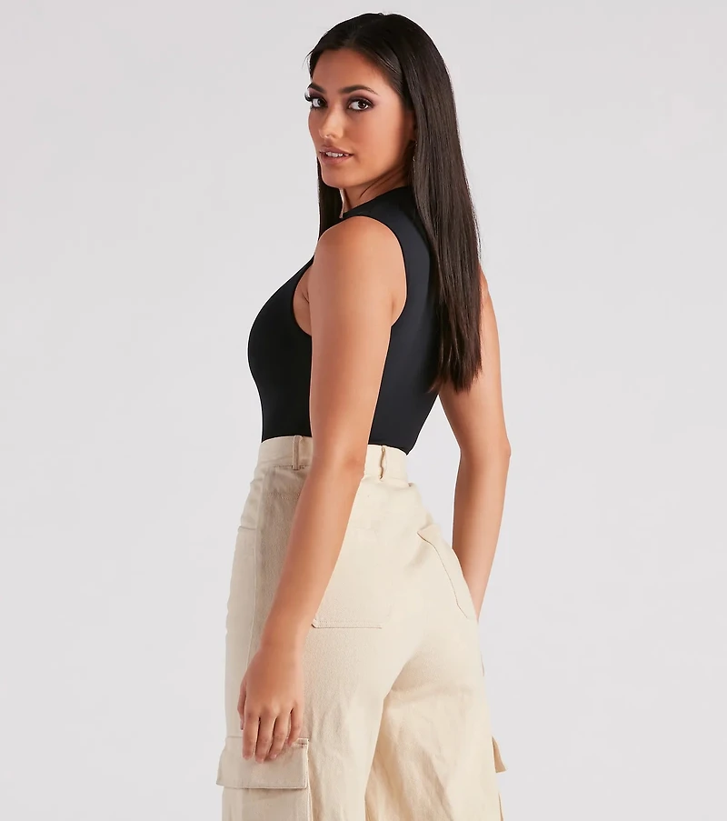Smooth Silhouette Mock Neck Bodysuit
