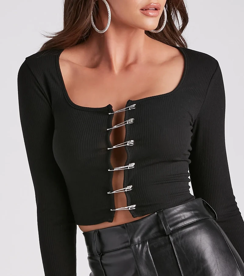 A Girls Gotta Shine Knit Crop Top