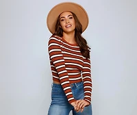 Trendsetting Babe Cropped Sweater