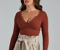 Chic Basic Button-Detail Crop Top