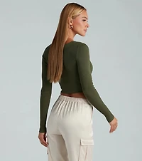 Chic Basic Button-Detail Crop Top
