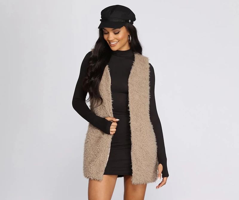 Pretty And Posh Faux Fur Vest