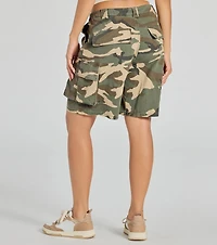 Effortlessly Cool Mid-Rise Camo Cargo Shorts