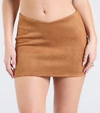 Total Charmer Low-Rise V-Waist Mini Skirt