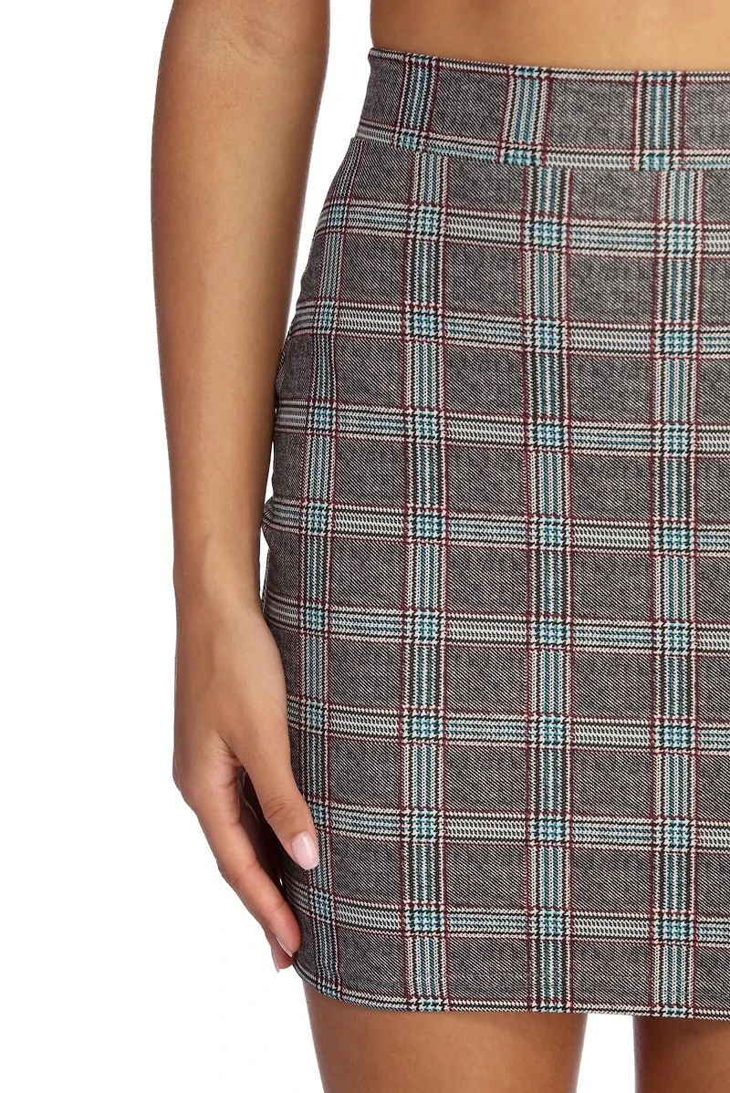 Chic Plaid Mini Skirt