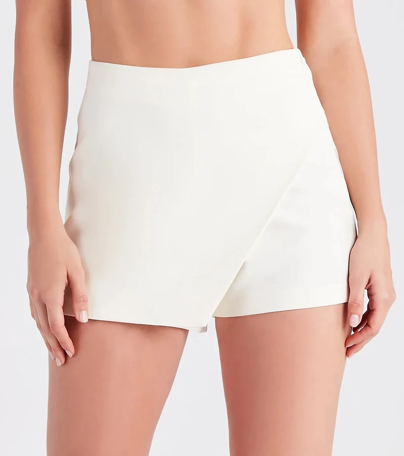 Business-Chic Envelope Skort