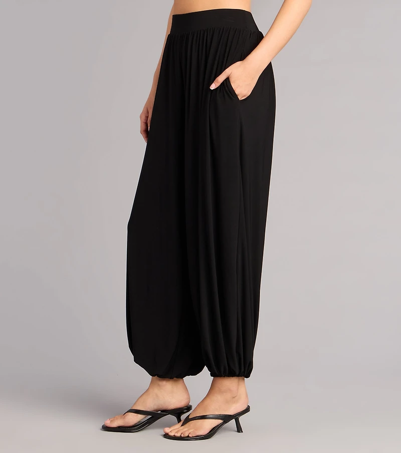 Weekend Mood High-Rise Pants