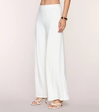 Effortless Chic Wide-Leg Pants