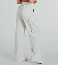 Elevated Cool Wide-Leg Cargo Sweatpants