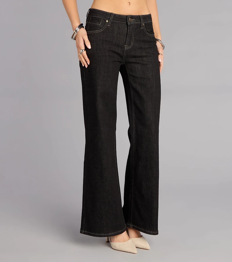 City Stroll Straight Leg Jeans