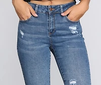 Middle Ground Distressed Skinny Jeans