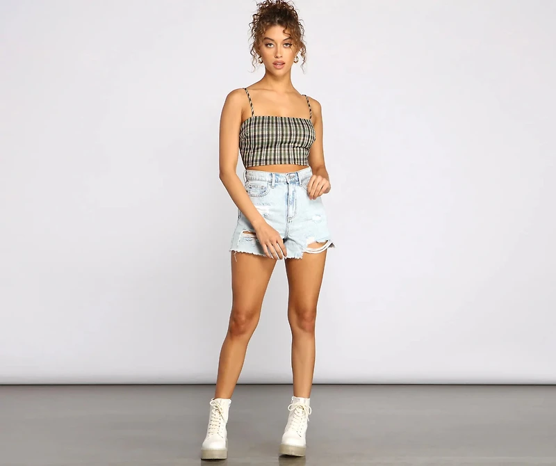 High-Rise Frayed Mom Shorts