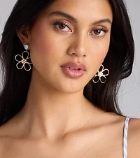 Polished Flower Pearl Earrings