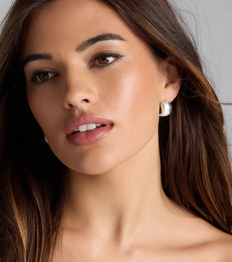 Chic And Trendy Curved Earrings