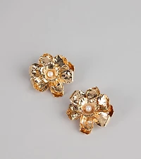 Floral Impact Pearl Earrings