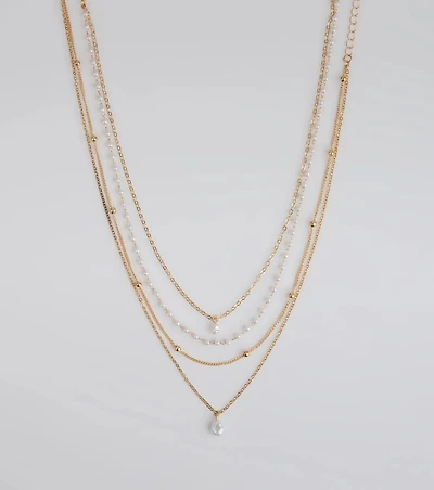 Delicately Chic Pearl Layered Necklace
