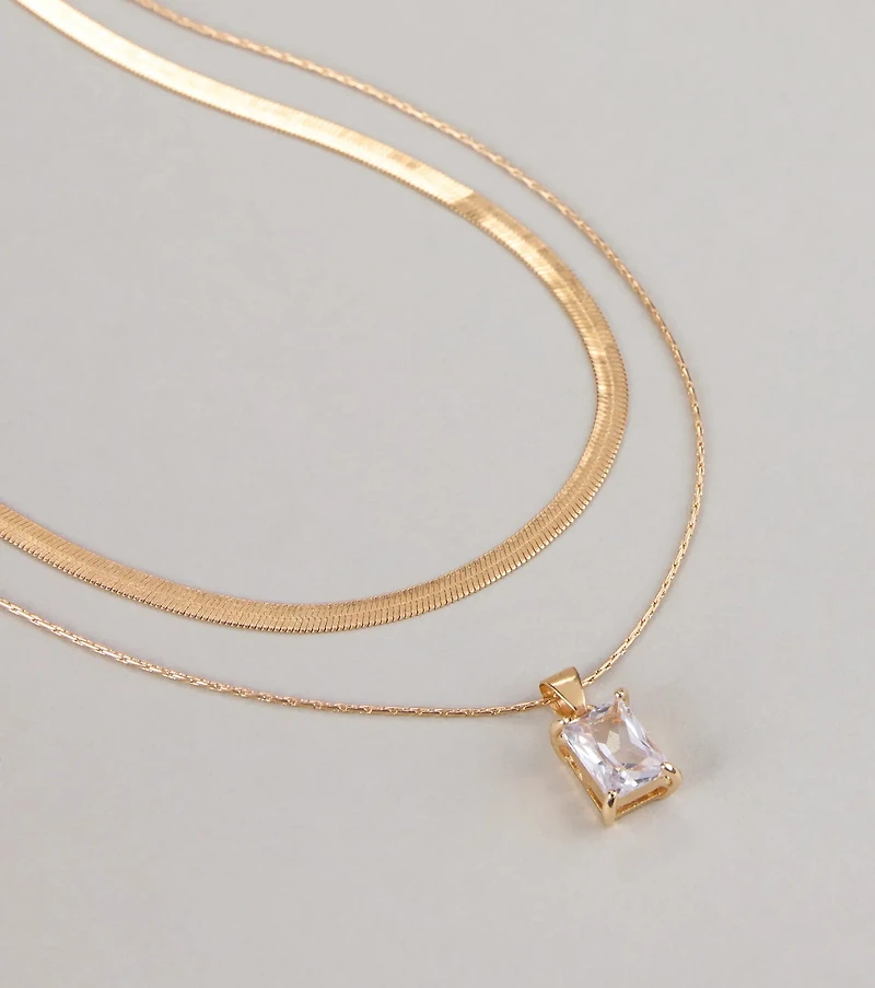 Glow Moment Layered Rhinestone Necklace
