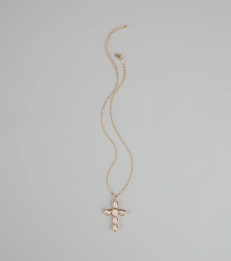 Divine Detail Faux Pearl Cross Necklace