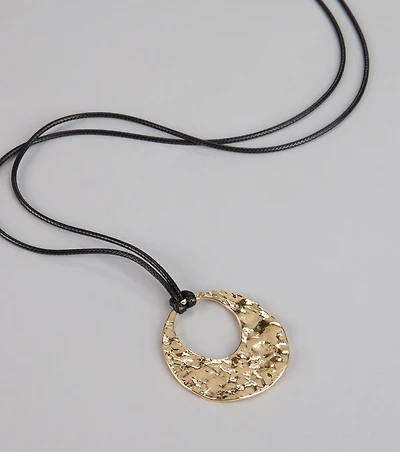 Artsy Chic Statement Pendant Necklace