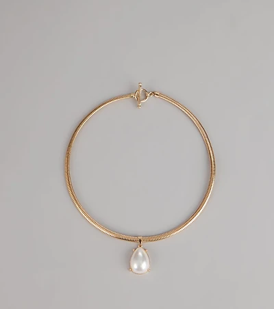 Soft Focus Pearl Collar Necklace