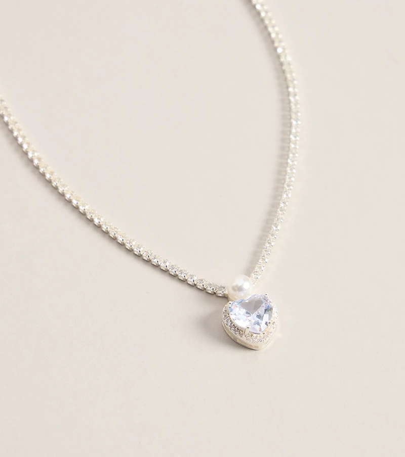 Pretty Sparkle Rhinestone Heart Necklace And Stud Earrings Set
