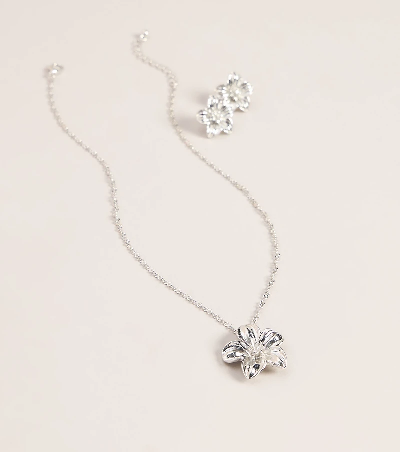 Bloom Mood Flower Necklace And Stud Earrings Set