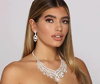 Reign In Luxe Statement Collar And Duster Earrings Set