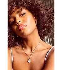 Luxe Teardrop Rhinestone Necklace And Earrings Set