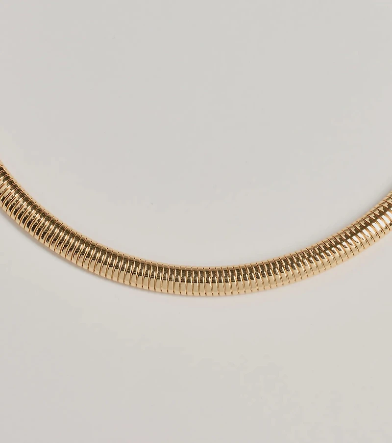 So Sleek Snake Chain Collar Necklace