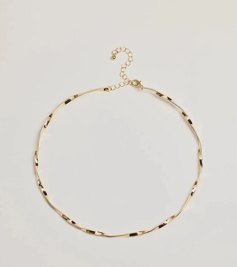 Effortless Twist Metal Collar Necklace