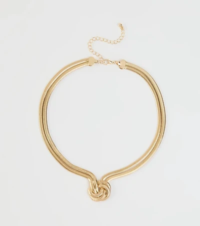 Sleek And Bold Snake Chain Necklace
