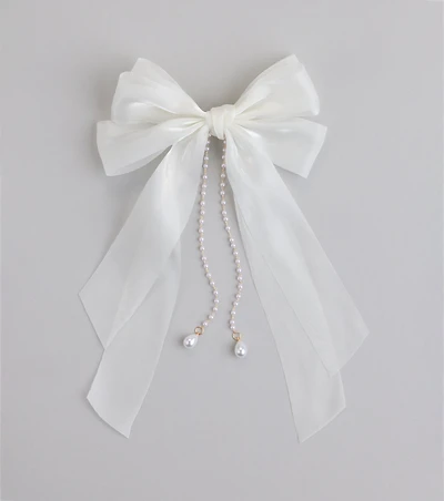 Ever So Charmed Hair Bow With Pearl Chain
