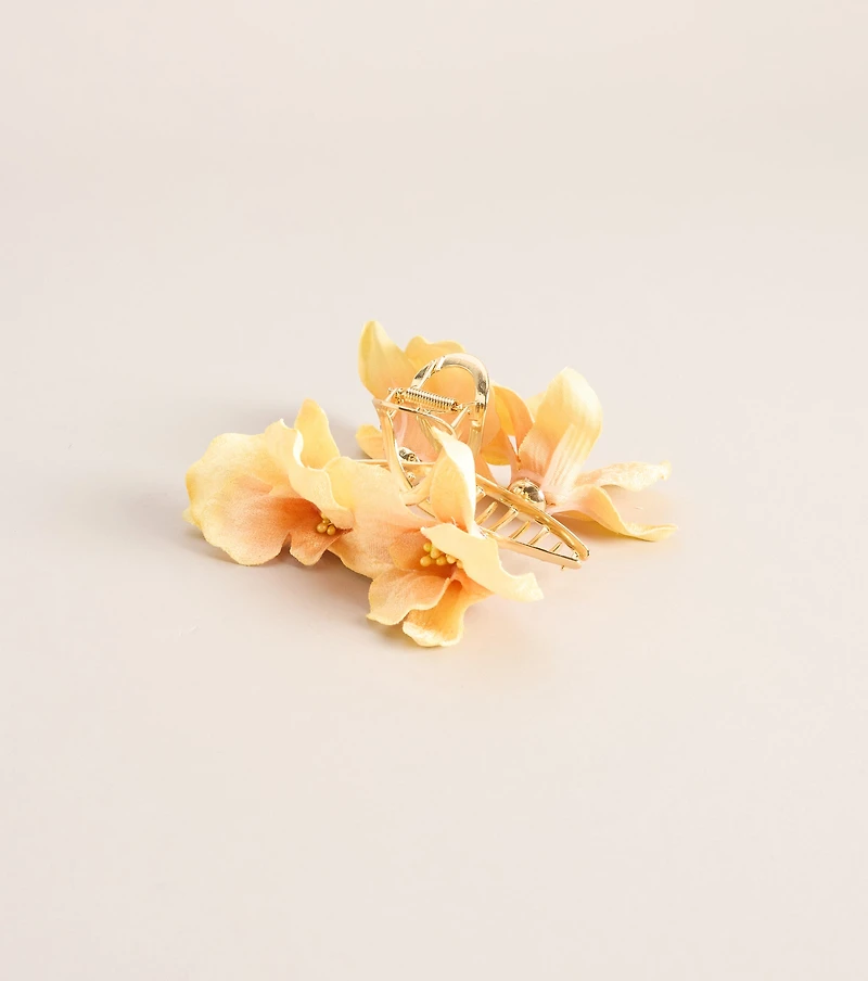 Packed For Paradise Hair Claw Clip