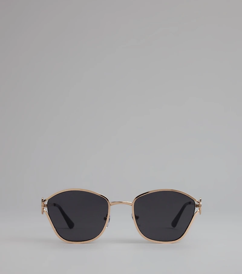 Fresh Pick Flower Detail Sunglasses