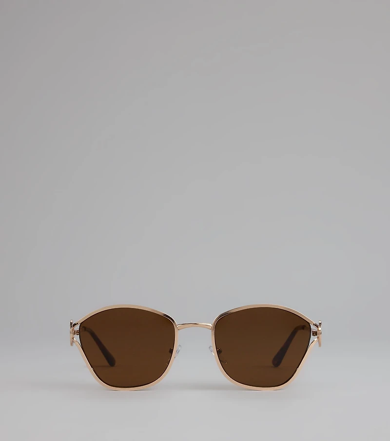 Fresh Pick Flower Detail Sunglasses