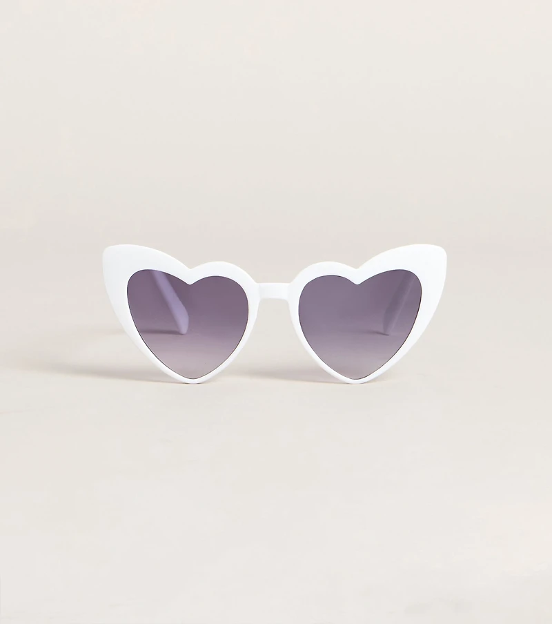 Love At First Look Heart Sunglasses