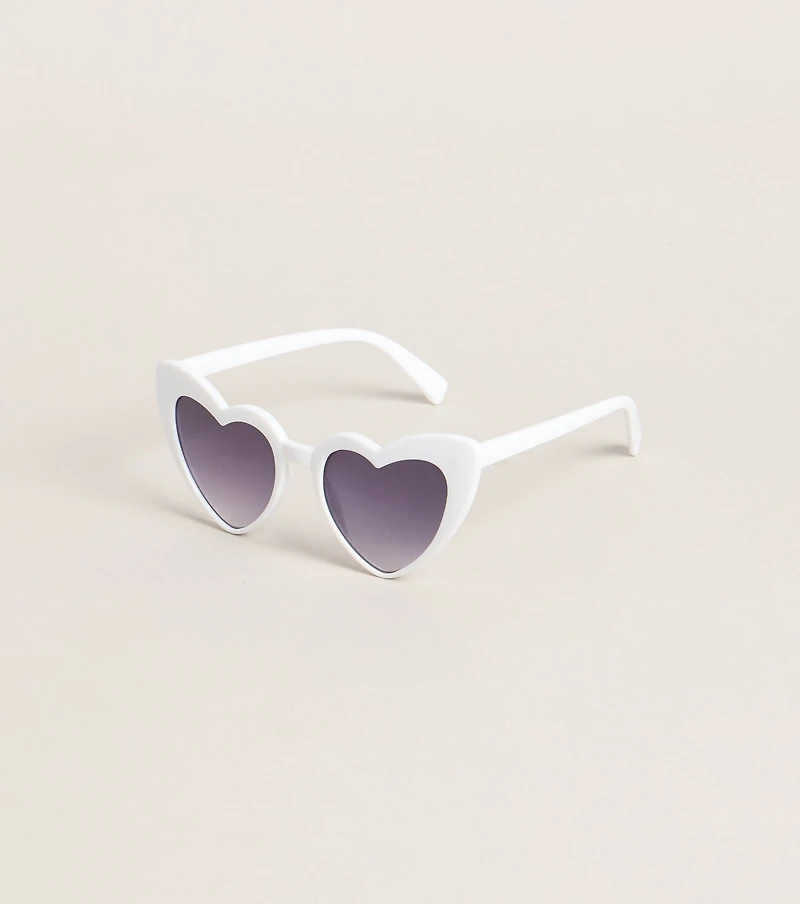 Love At First Look Heart Sunglasses