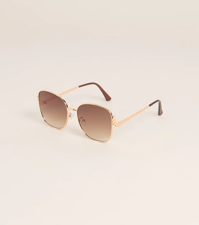 Golden Hour Gossip Sunglasses