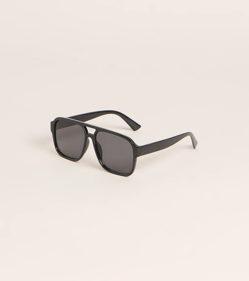 Catch Flights Aviator Sunglasses