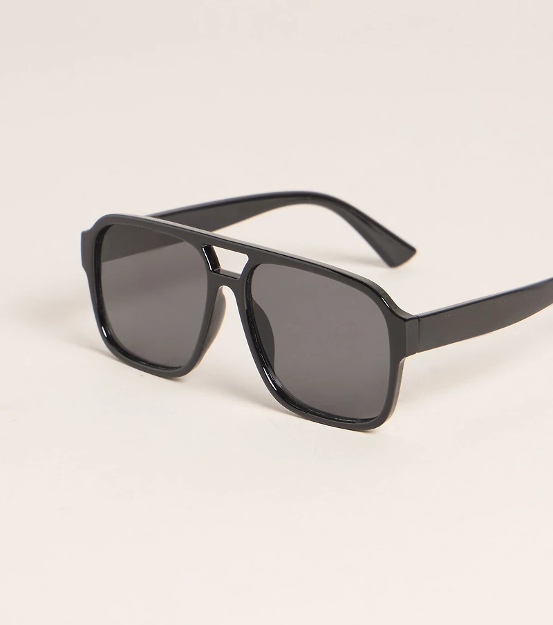 Catch Flights Aviator Sunglasses
