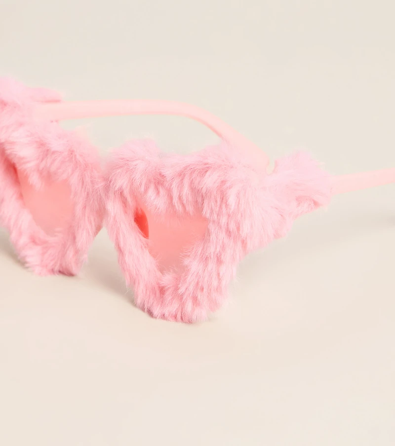 Love at First Look Faux Fur Heart Sunglasses