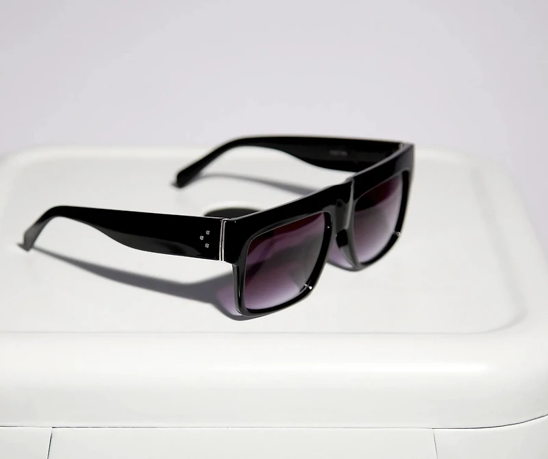 It Girl Flat Top Sunglasses