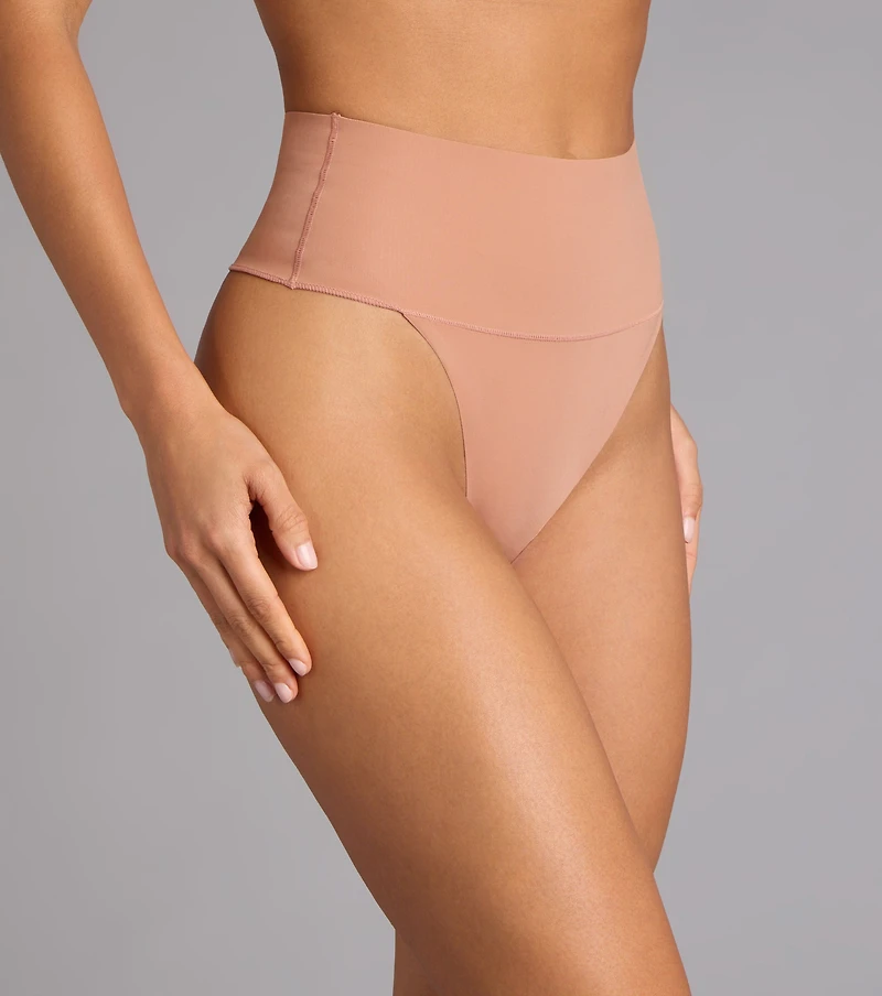 Seamless Secret Mid-Rise Shaping Thong