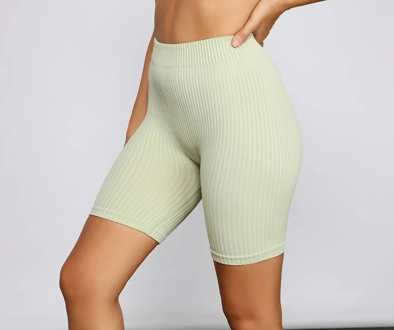 Chic And Seamless Ribbed Biker Shorts