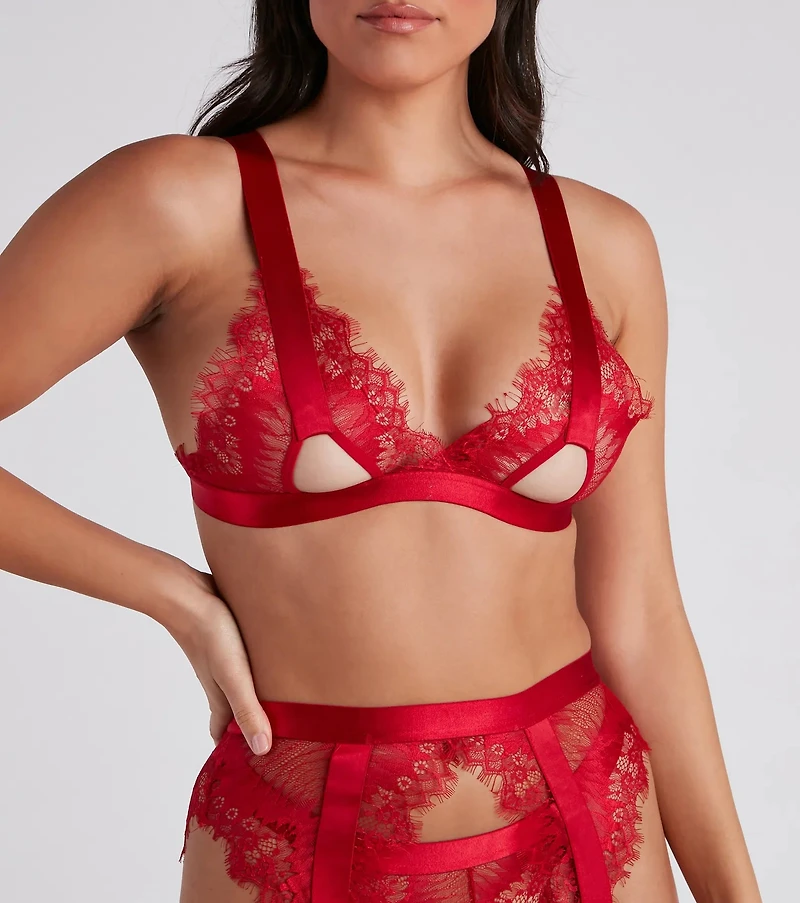 Pretty Little Secret Lingerie Set