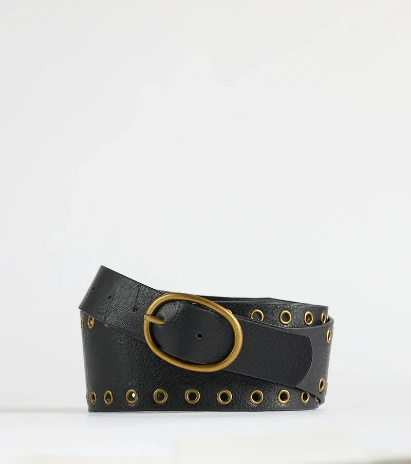 Trendy Rebel Statement Grommet Belt